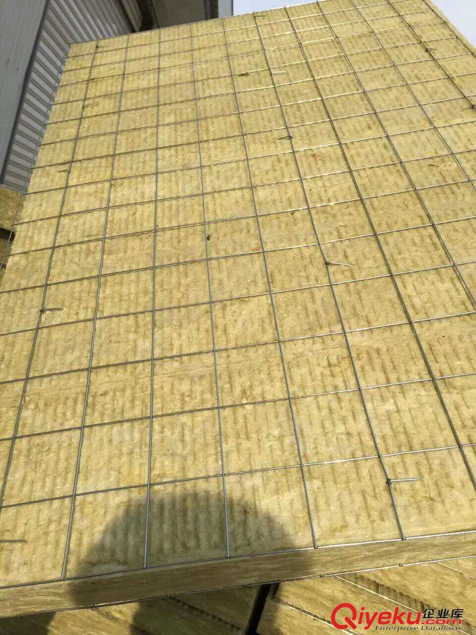 高溫建筑插絲巖棉板50厚