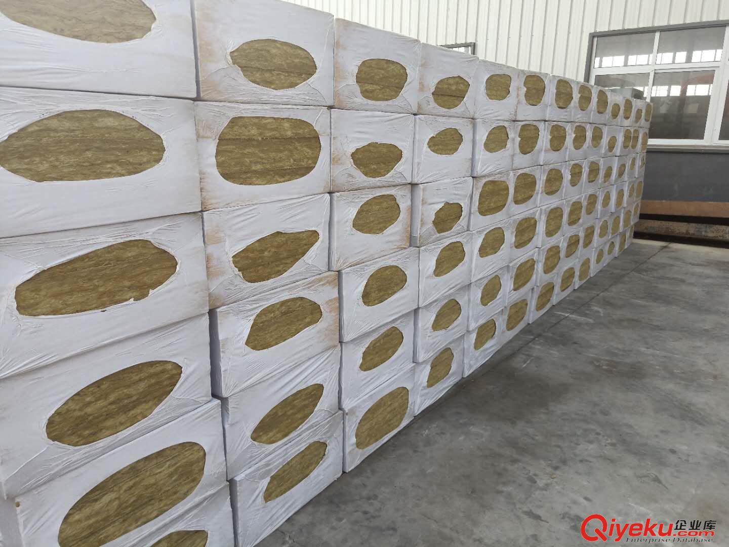 1200*600*50厚幕墻硬質巖棉板廠家