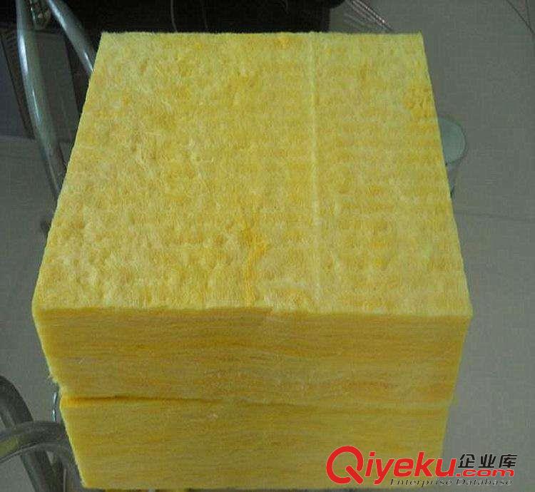 玻璃棉板在建筑業(yè)上膾炙人口的特點