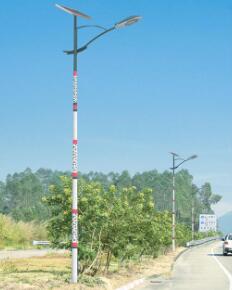淺談一體化太陽能路燈與市電路燈有什么區(qū)別究竟在