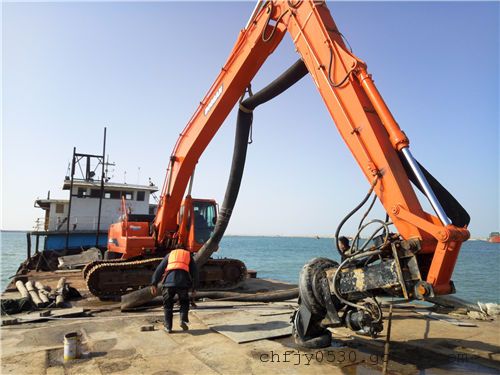 大型挖掘机清淤泥浆泵、QSY无堵塞液压泥浆泵、赣州河道清淤泥沙泵