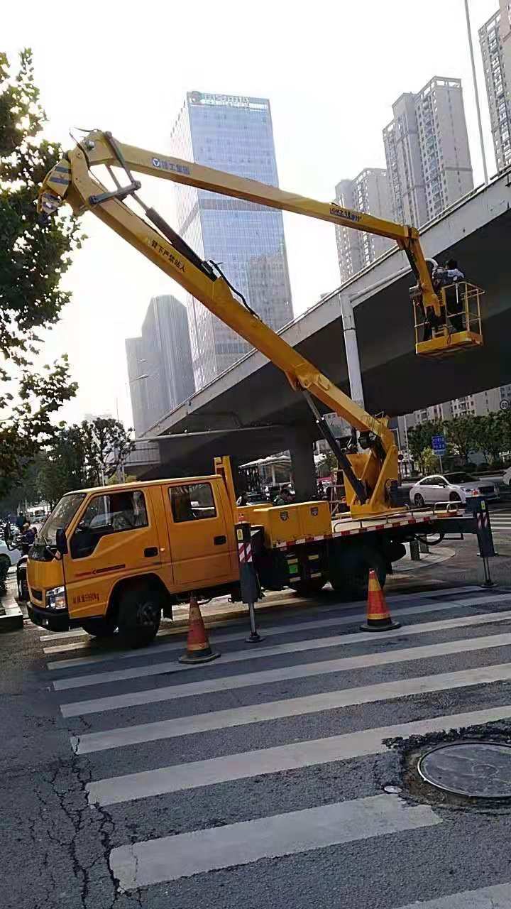 武汉高空车出租登高云梯军运会广告安装车出租