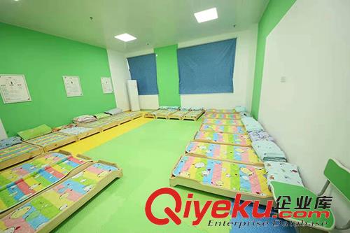 怎么辦幼兒托管班自己做還是加盟好