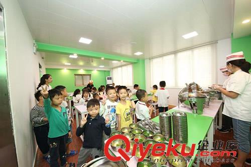 怎么辦幼兒托管班自己做還是加盟好