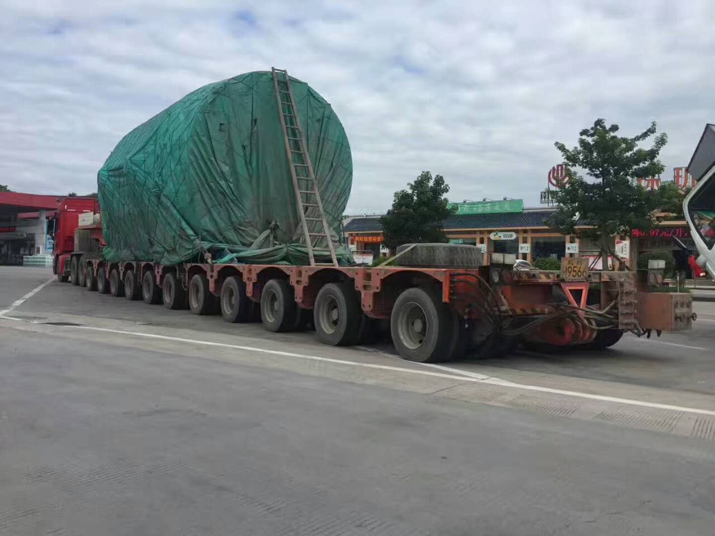 上海氣墊車運(yùn)輸公司；上海到廣西防城港物流專線歡迎您！