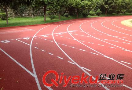 塑膠跑道檢測標準 運動場塑膠跑道報價