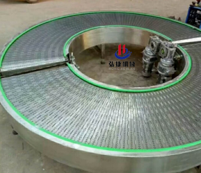 弘捷機(jī)械不銹鋼鏈板轉(zhuǎn)彎輸送機(jī)