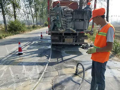 江西专业顶管注浆队_华通机械_公路注浆公司