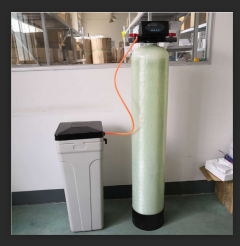 本公司專業(yè)生產水處理設備/軟水機 單/雙罐/可定制