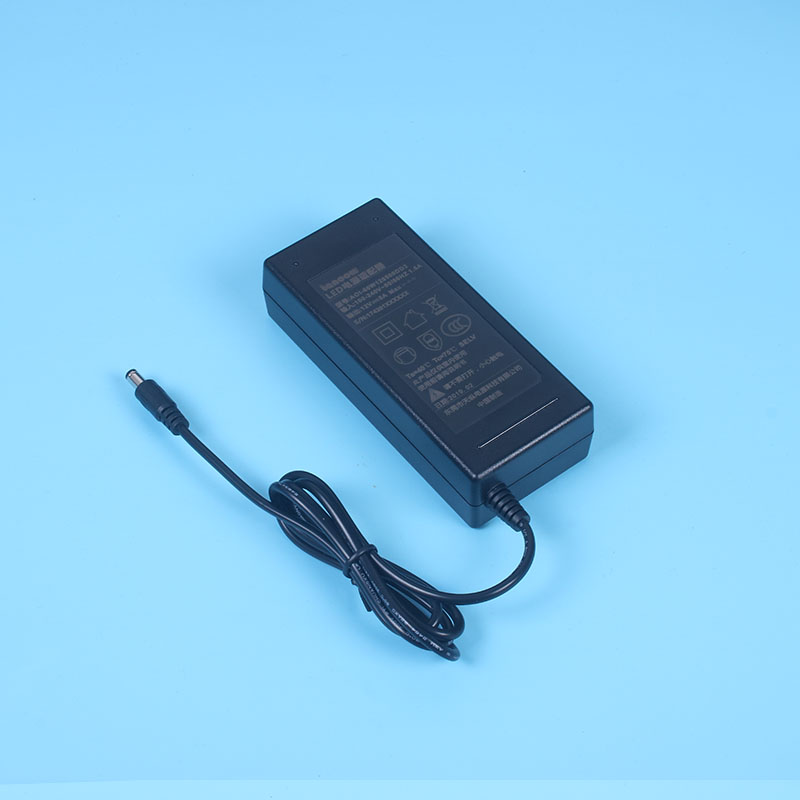 15V4A神牛攝影燈電源適配器 3C CE UL認證電源廠家原始圖片2