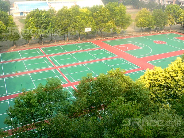 符合新国标要求的球场材料还得找杰锐