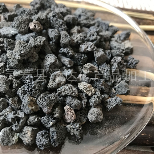 廠家銷(xiāo)售 污水處理火山石濾料 浮石顆粒 多孔玄武石 火山石顆粒