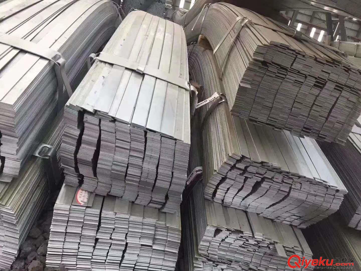 上海國標(biāo)熱軋扁鋼、熱鍍鋅國標(biāo)扁鋼、上?，F(xiàn)貨代理、歡迎來電質(zhì)詢