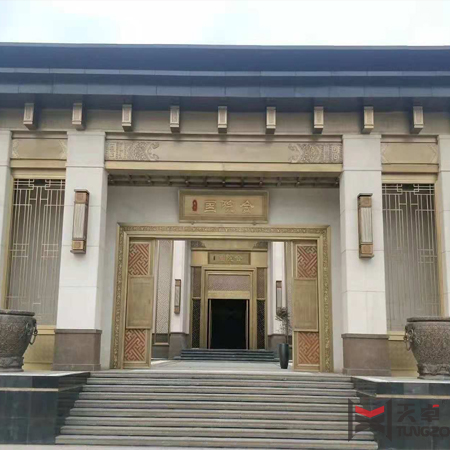 陜西銅門廠_西安庭院銅門定做訂制_工程銅門設計