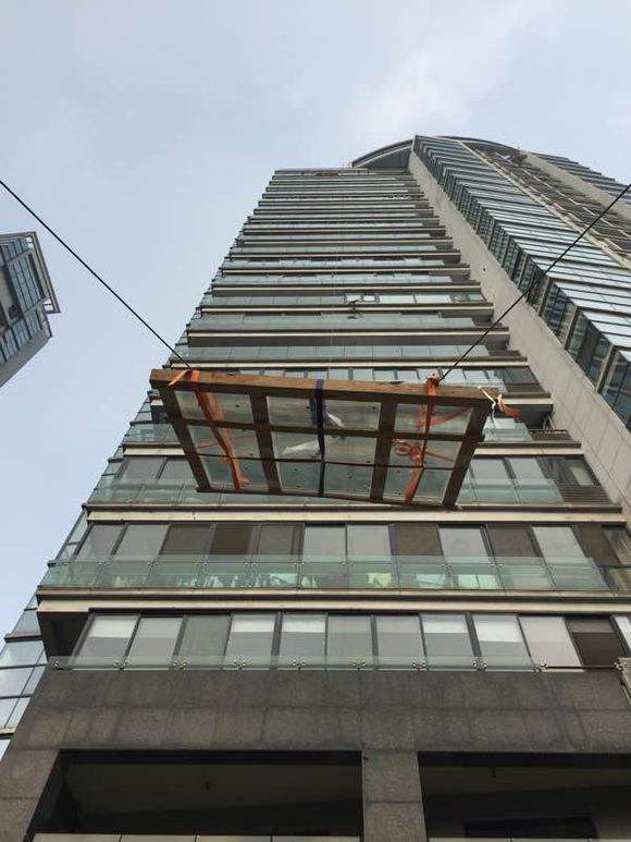 “上海吊家具上樓，上海吊沙發(fā)上樓，上海吊裝家具公司”